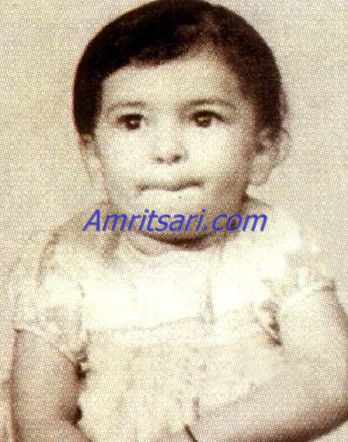 Juhi Chawla Child Baby